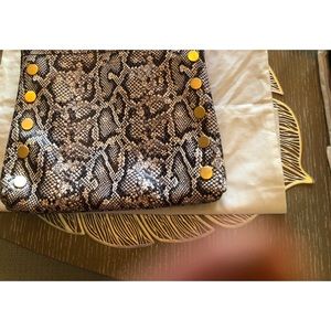 Hammitt daisy snake duke.  NWOT